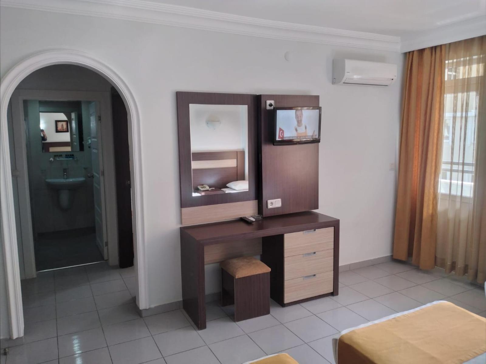 Kleopatra Ada Hotel Alanya Exterior foto